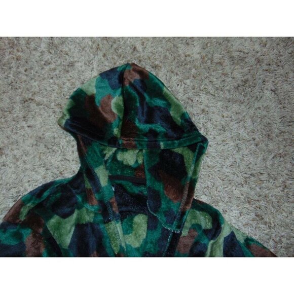 Boys Winter Robe Cuddl Duds 12/14 Bathrobe Green Camo Pajamas Cover Up Hooded - Picture 3 of 7